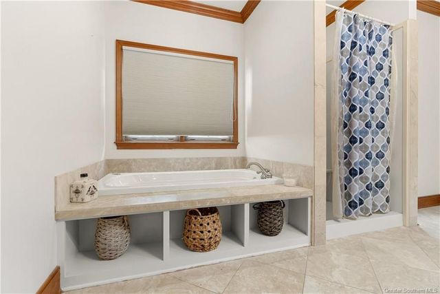 3631 Manning Road, Lake Charles, LA 70605