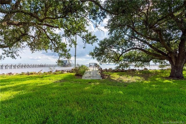 3631 Manning Road, Lake Charles, LA 70605