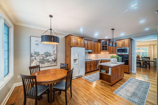 6460 Gardenview Drive, Paducah, KY 42001