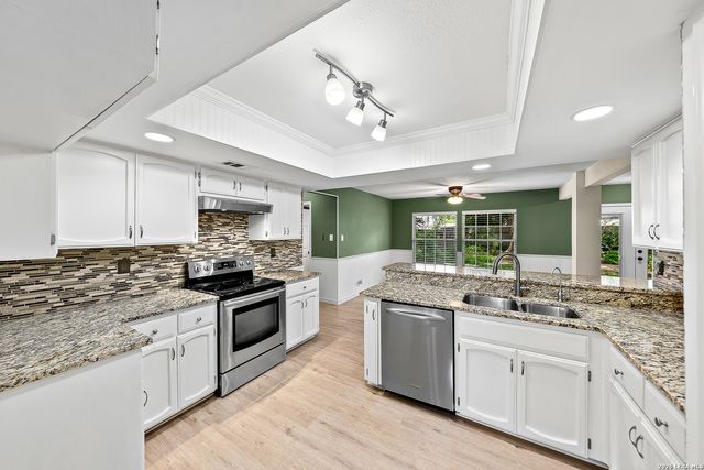 2831 Peppermill Run, San Antonio, TX 78231
