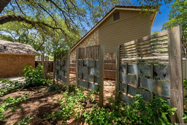 2831 Peppermill Run, San Antonio, TX 78231