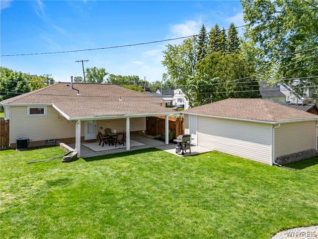 30 Benson Drive, Lancaster, NY 14086