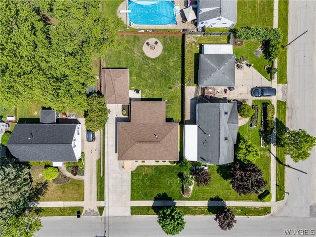 30 Benson Drive, Lancaster, NY 14086