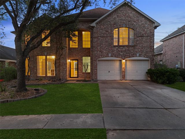 2224 Golden Sails Drive, League City, TX 77573