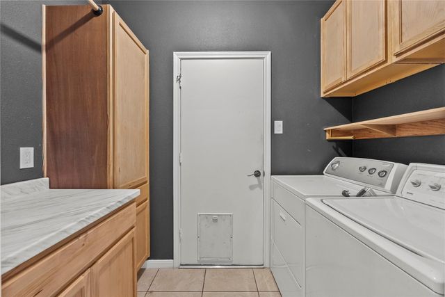 2224 Golden Sails Drive, League City, TX 77573