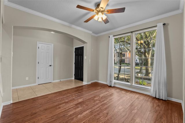 2224 Golden Sails Drive, League City, TX 77573