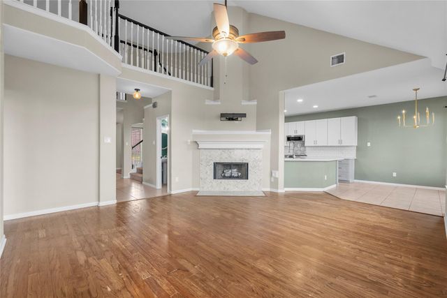 2224 Golden Sails Drive, League City, TX 77573