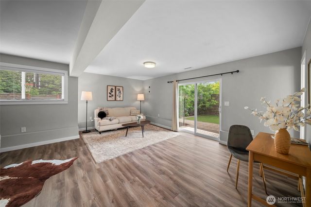 12302 SE 46th Court, Bellevue, WA 98006