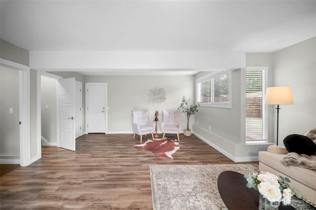 12302 SE 46th Court, Bellevue, WA 98006