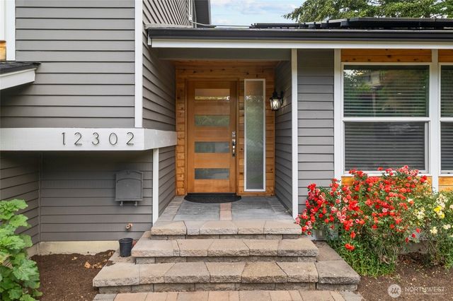 12302 SE 46th Court, Bellevue, WA 98006