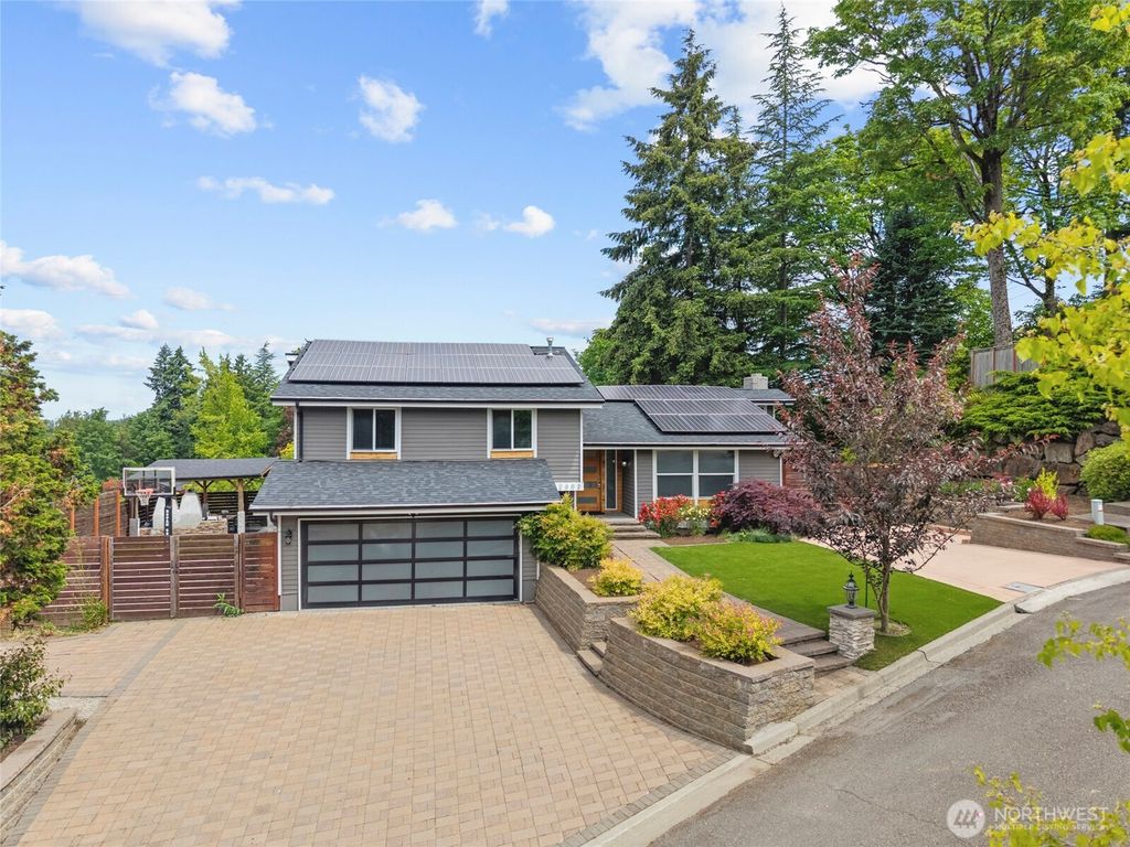 12302 SE 46th Court, Bellevue, WA 98006