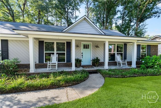 100 Strathy Hall Drive, Richmond Hill, GA 31324