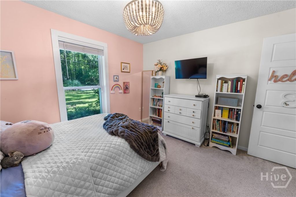 Image 19 of property listing at 100 Strathy Hall Drive, Richmond Hill, GA 31324