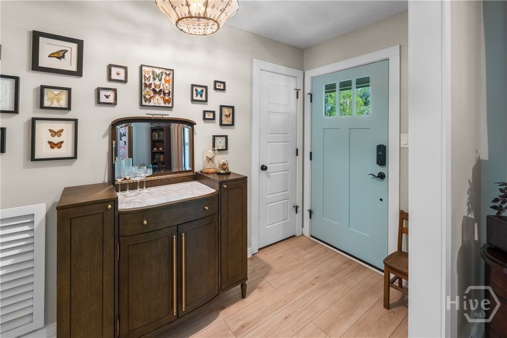 Image 4 of property listing at 100 Strathy Hall Drive, Richmond Hill, GA 31324