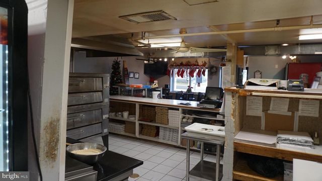 1687 N DELSEA DR, Vineland, NJ 08360