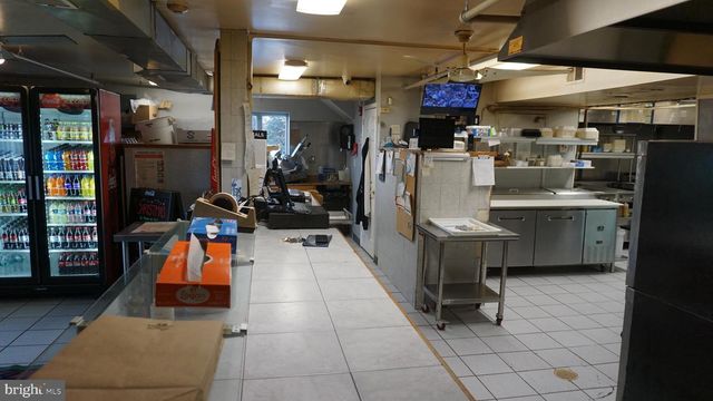 1687 N DELSEA DR, Vineland, NJ 08360