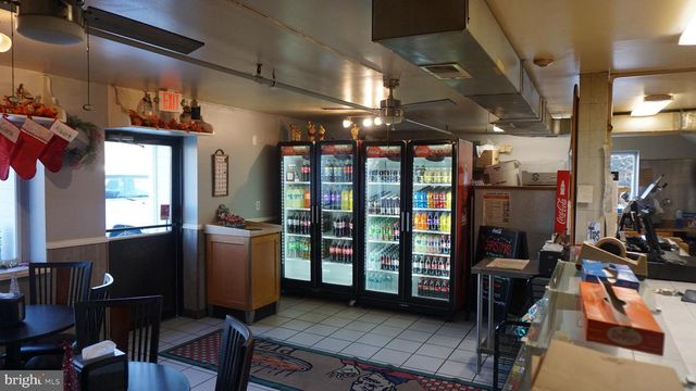 1687 N DELSEA DR, Vineland, NJ 08360