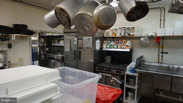 1687 N DELSEA DR, Vineland, NJ 08360