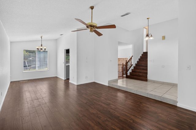 3079 Parody Way, Sacramento, CA 95833