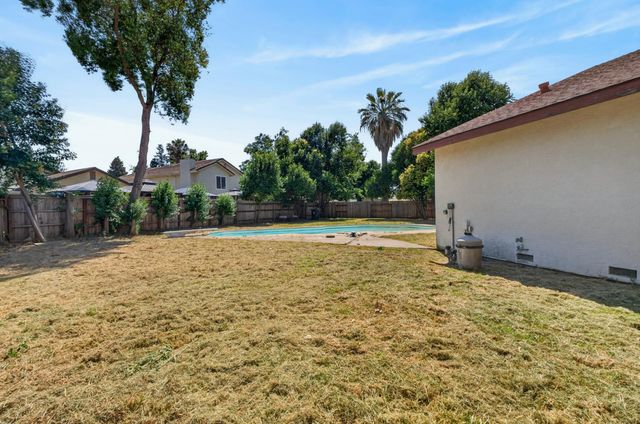 3079 Parody Way, Sacramento, CA 95833
