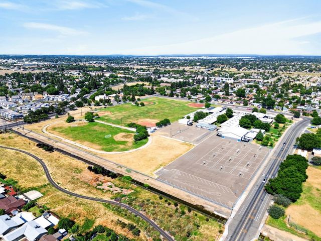 3079 Parody Way, Sacramento, CA 95833