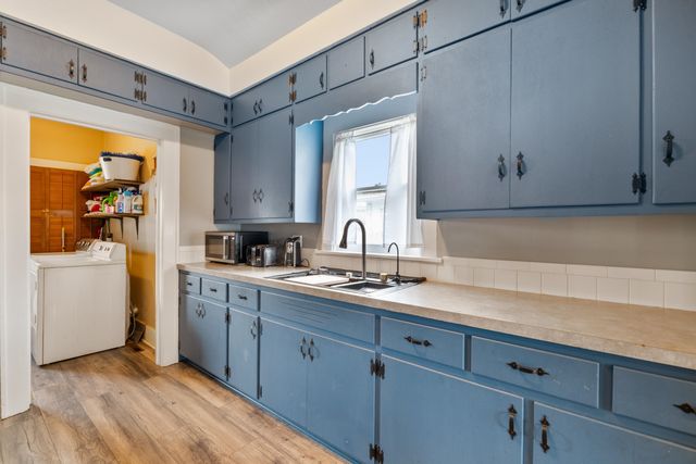 409 Houser Dr, El Dorado, KS 67042