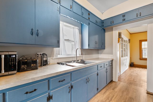 409 Houser Dr, El Dorado, KS 67042