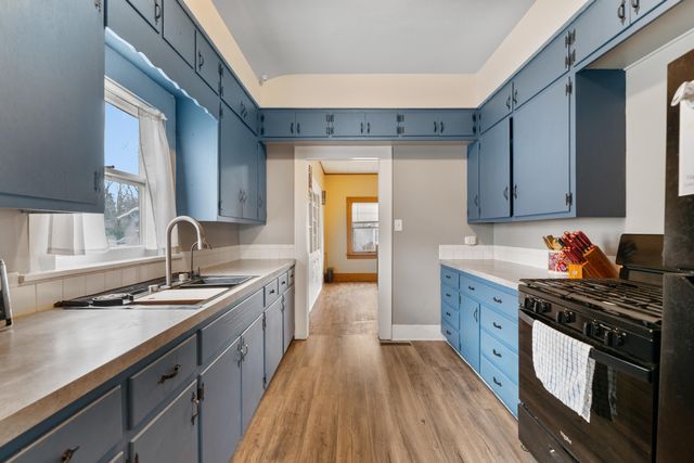 409 Houser Dr, El Dorado, KS 67042