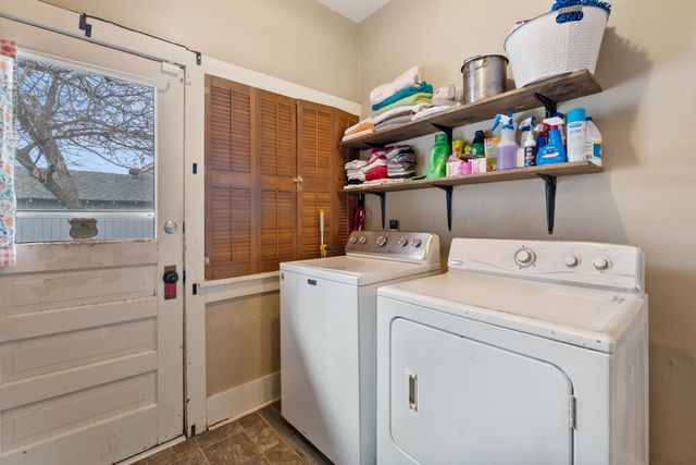 409 Houser Dr, El Dorado, KS 67042