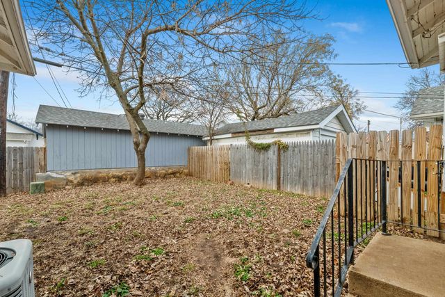 409 Houser Dr, El Dorado, KS 67042