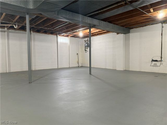 2867 Norma Street, Cuyahoga Falls, OH 44223