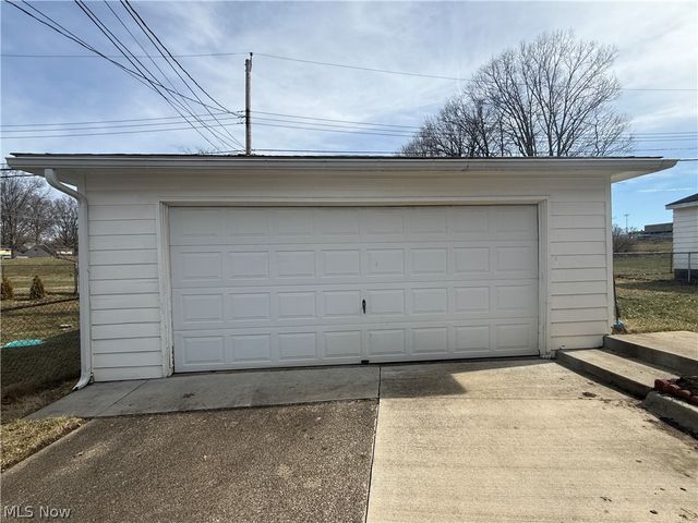 2867 Norma Street, Cuyahoga Falls, OH 44223