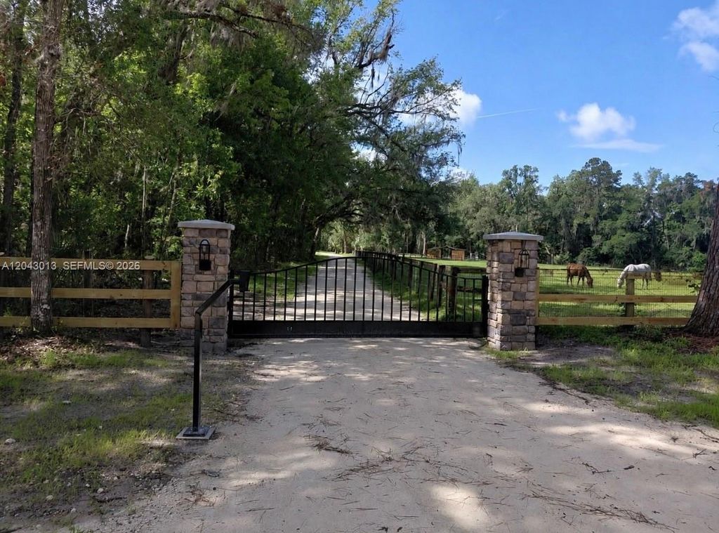 14810 NW 185 ST, Ocala, FL 32696