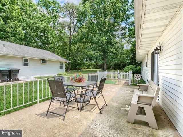 30 POPLAR AVE, Hammonton, NJ 08037