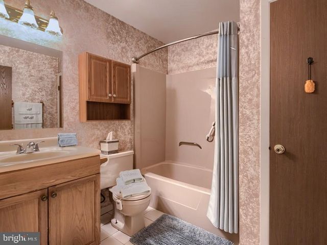 30 POPLAR AVE, Hammonton, NJ 08037