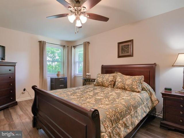 30 POPLAR AVE, Hammonton, NJ 08037