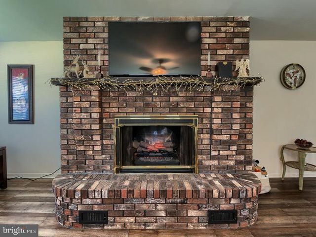 30 POPLAR AVE, Hammonton, NJ 08037