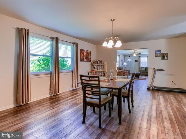 30 POPLAR AVE, Hammonton, NJ 08037