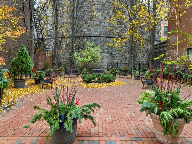 52 Temple 5, Boston, MA 02114