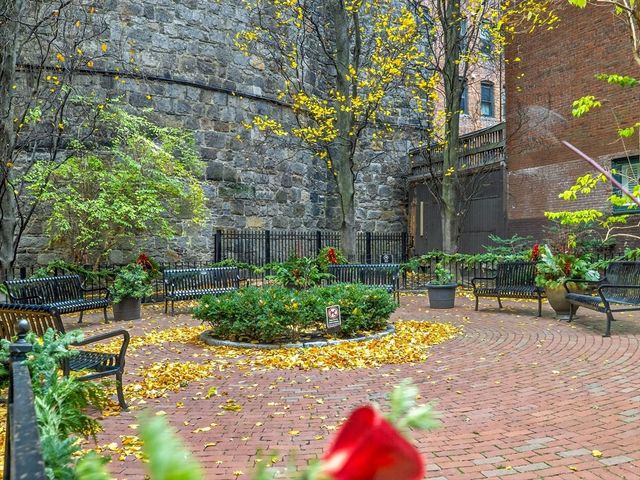 52 Temple 5, Boston, MA 02114