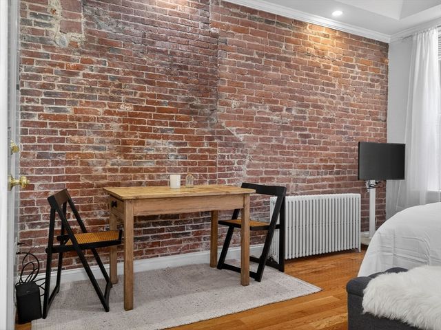 52 Temple 5, Boston, MA 02114