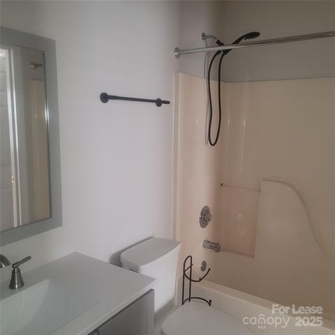 2830 Hosta Drive, Charlotte, NC 28269