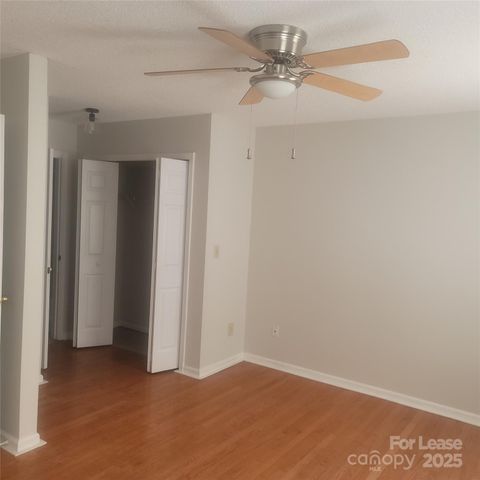 2830 Hosta Drive, Charlotte, NC 28269