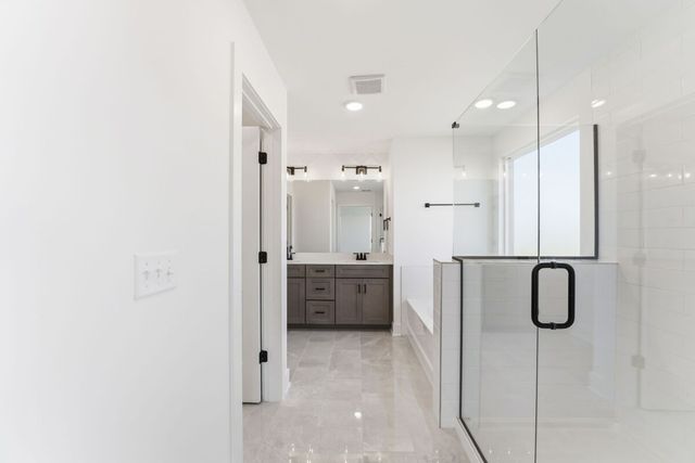 909 Watercourse Ct, Nashville, TN 37214