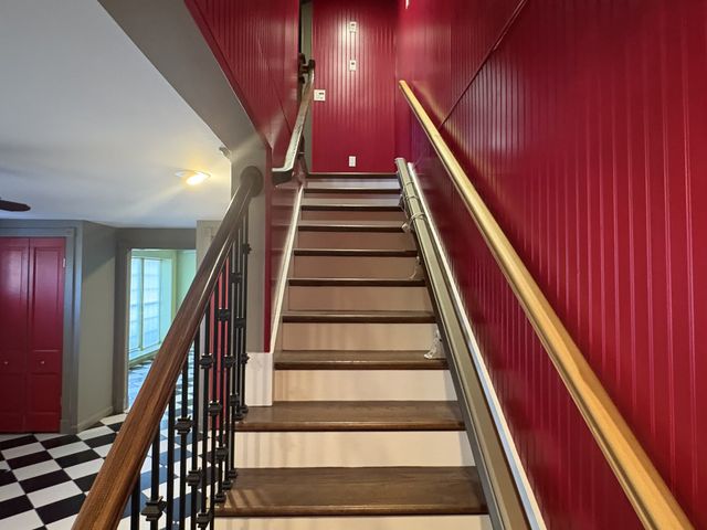 3300 Overlook Dr, Nashville, TN 37212