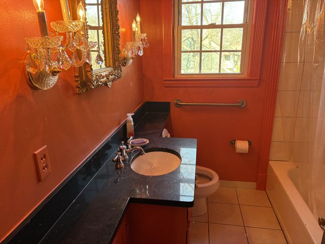 3300 Overlook Dr, Nashville, TN 37212