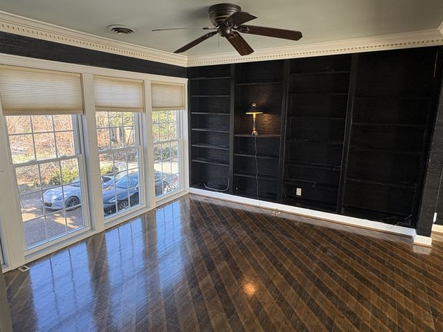 3300 Overlook Dr, Nashville, TN 37212