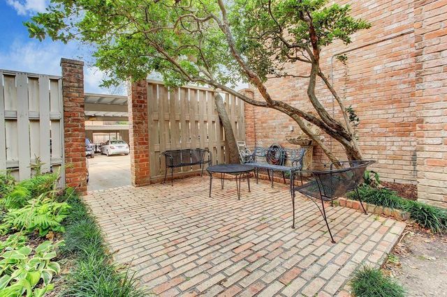 2400 N Braeswood Boulevard 120, Houston, TX 77030