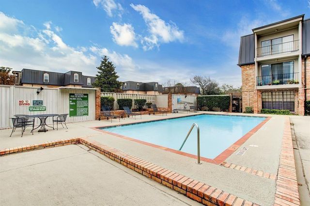 2400 N Braeswood Boulevard 120, Houston, TX 77030