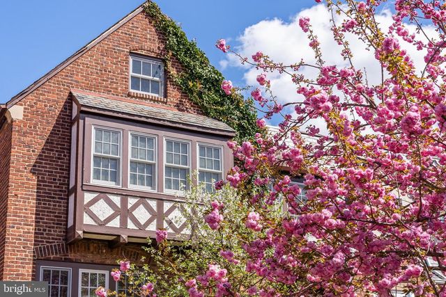 4421 VOLTA PL NW, Washington, DC 20007